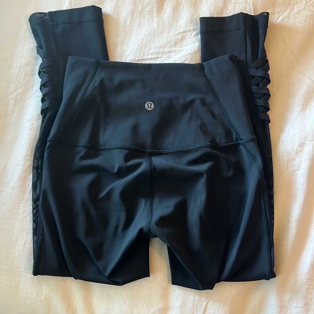 Capri Lulu Leggings